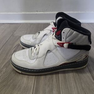 Air Jordan Fusion 8 (AJK 8) Bugs Bunny release 2008